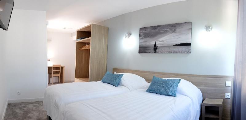 Hotel La Voile Борм-ле-Мімоза Екстер'єр фото